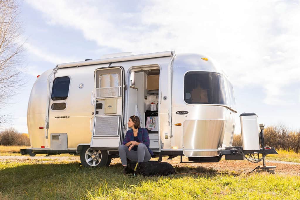 2007 Airstream Bambi 19′ 75th Anniversary Edition